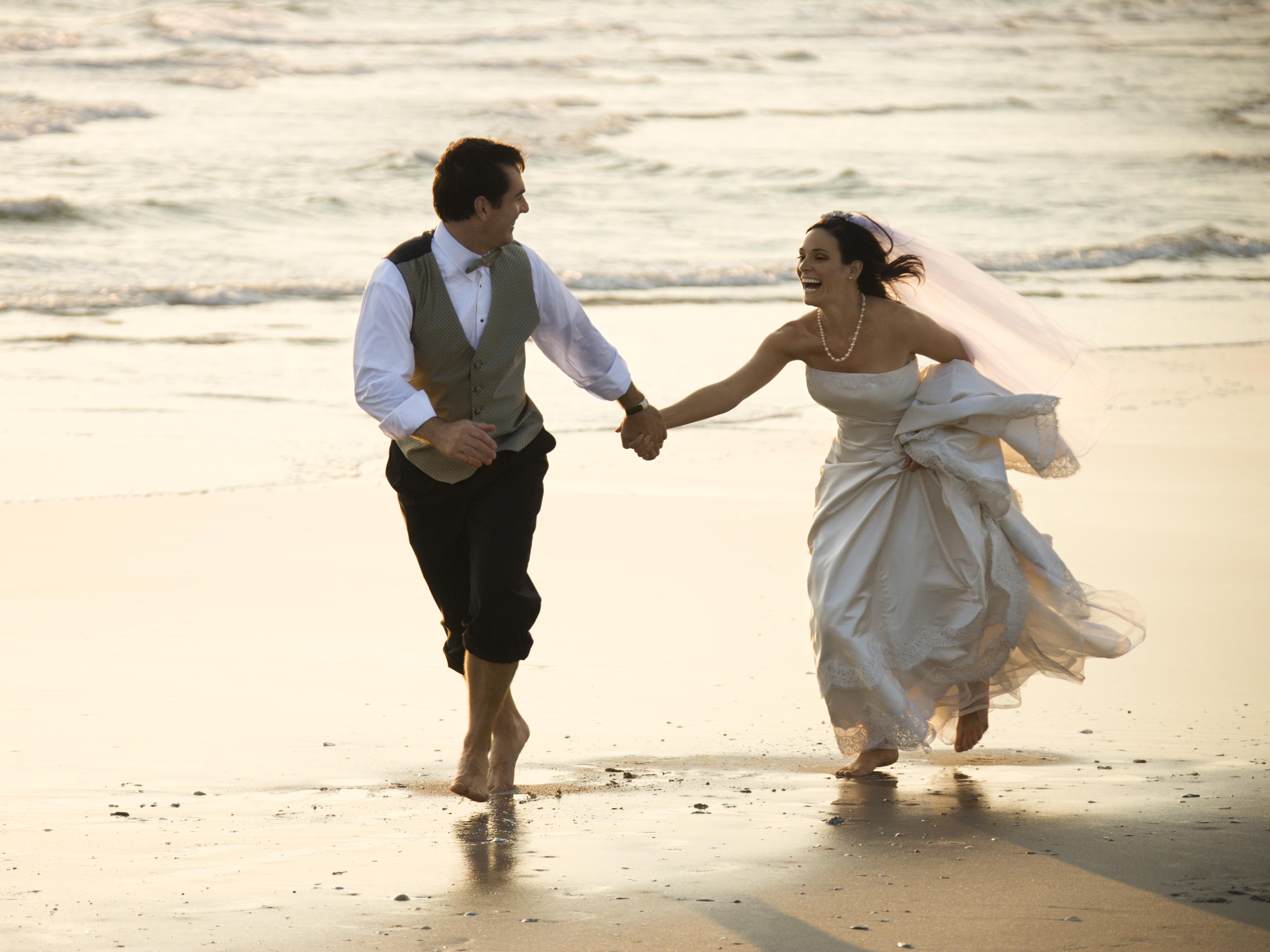 Pezula Nature Retreat Knysna Exterior photo A newly married couple