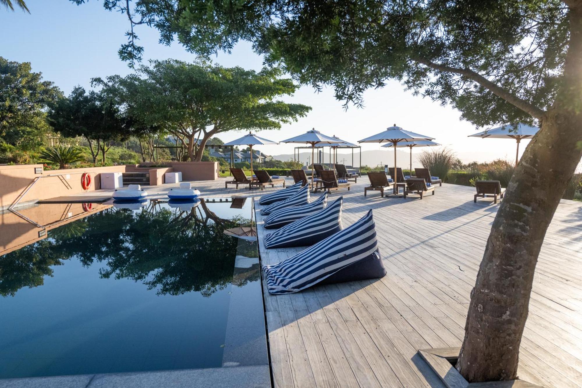 Pezula Nature Retreat Knysna Exterior photo The pool at the Cape of Good Hope